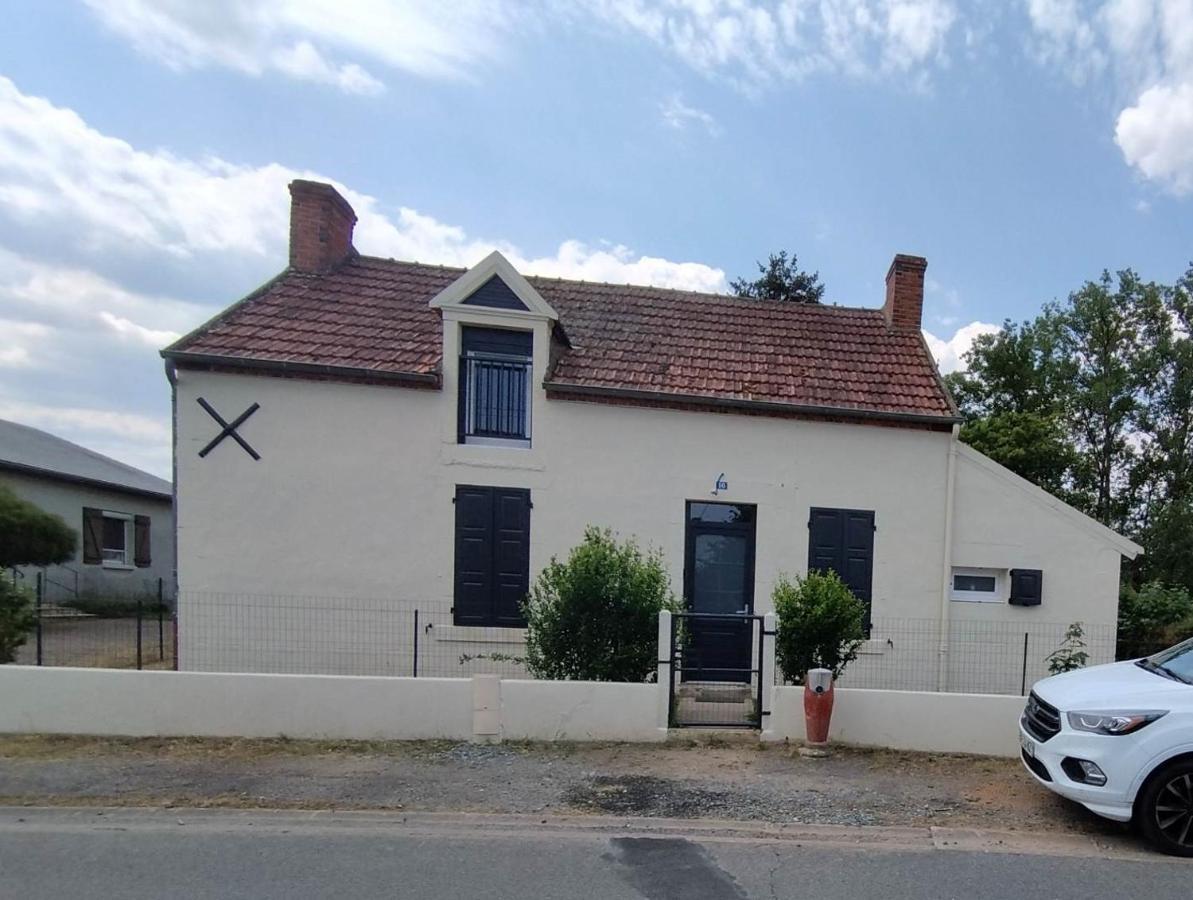Maison De Campagne Avec Terrain Vallon-en-Sully Exterior foto